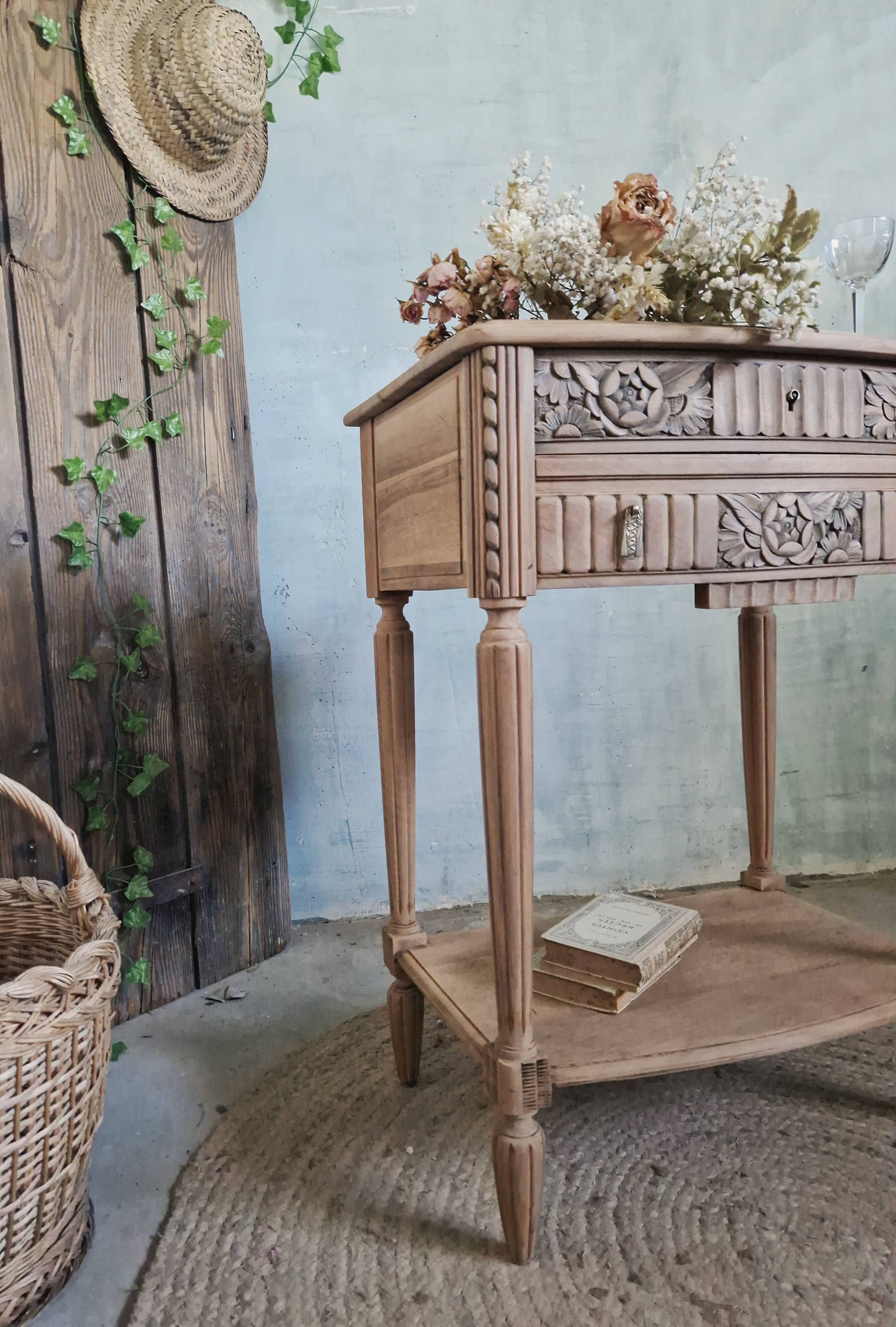 Beautiful Art Deco dressing table