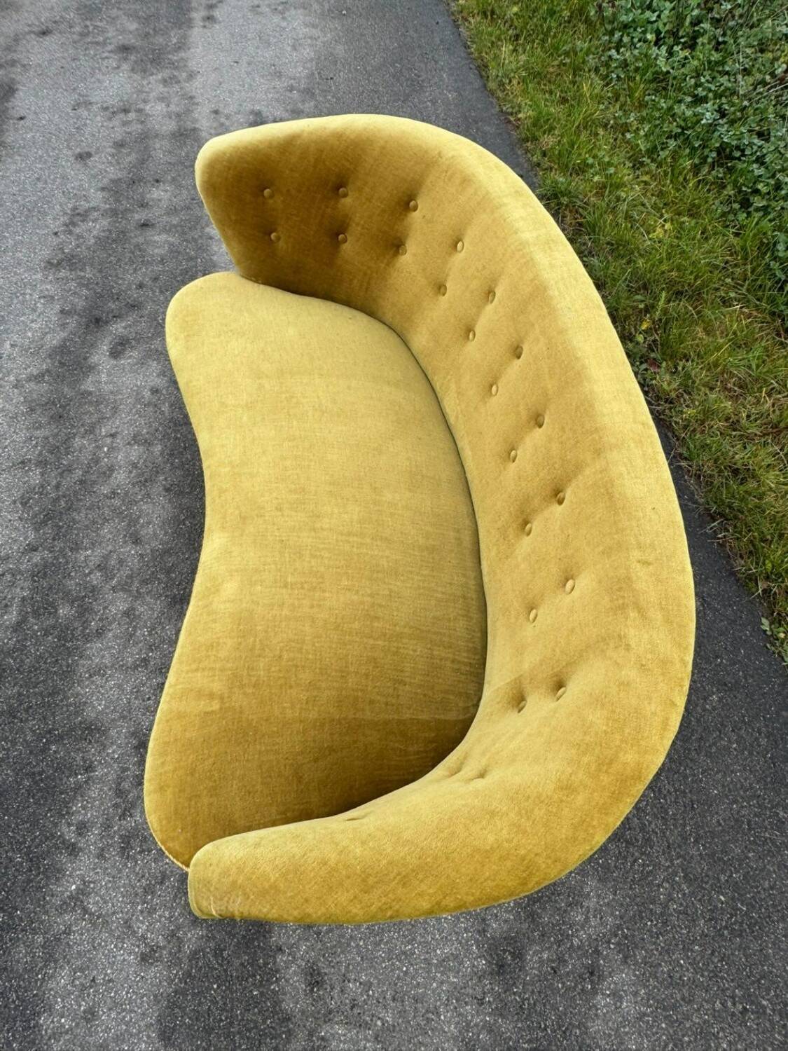 Canapé banane danois du milieu du siècle