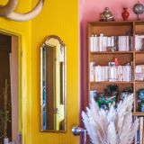 Vertical mirror