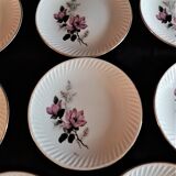 Series of eight flat plates gien model Chenonceaux