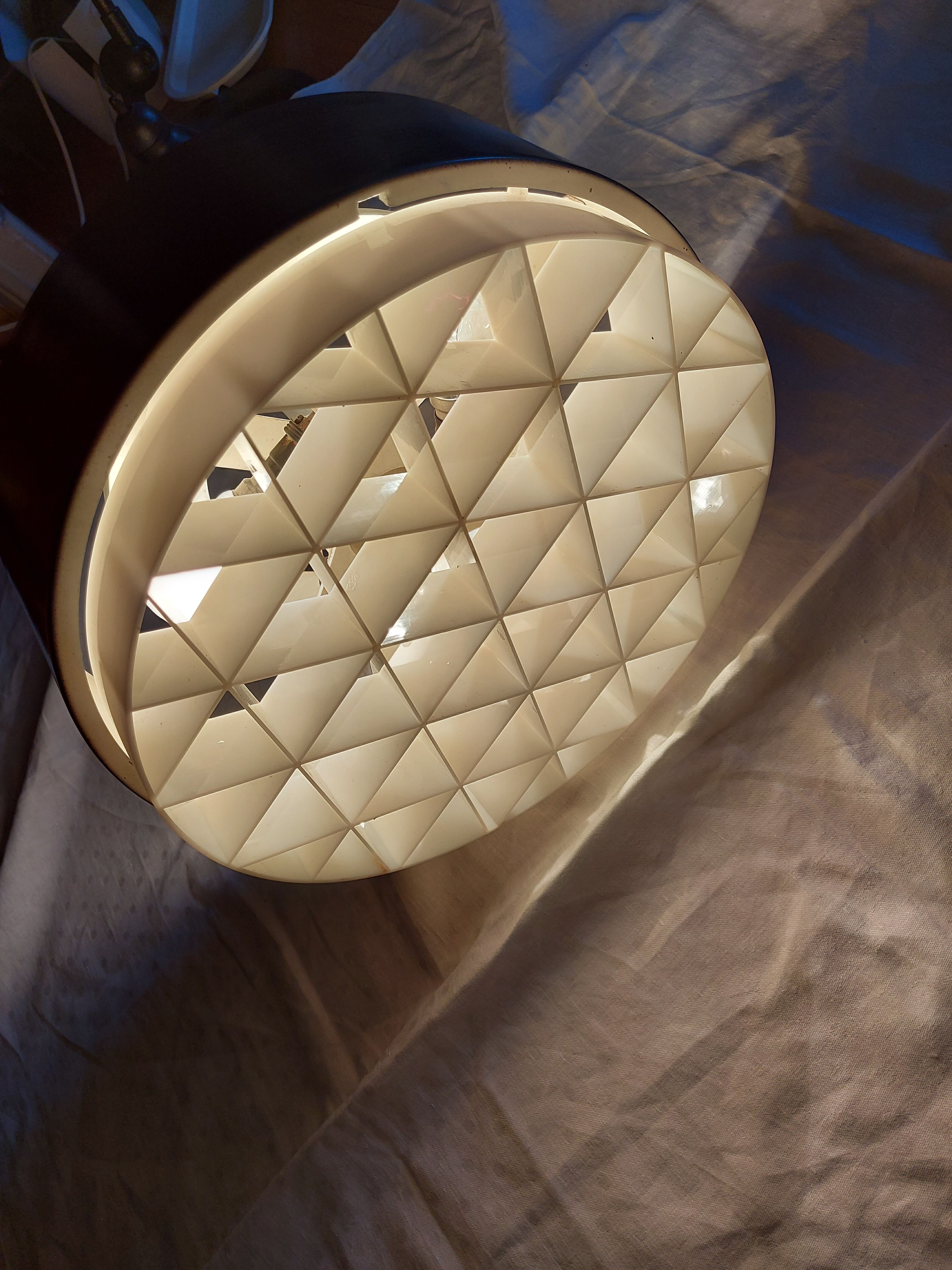 Scandinavian hanging lamp