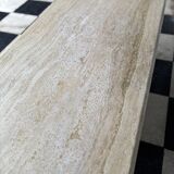 Table basse vintage en travertin