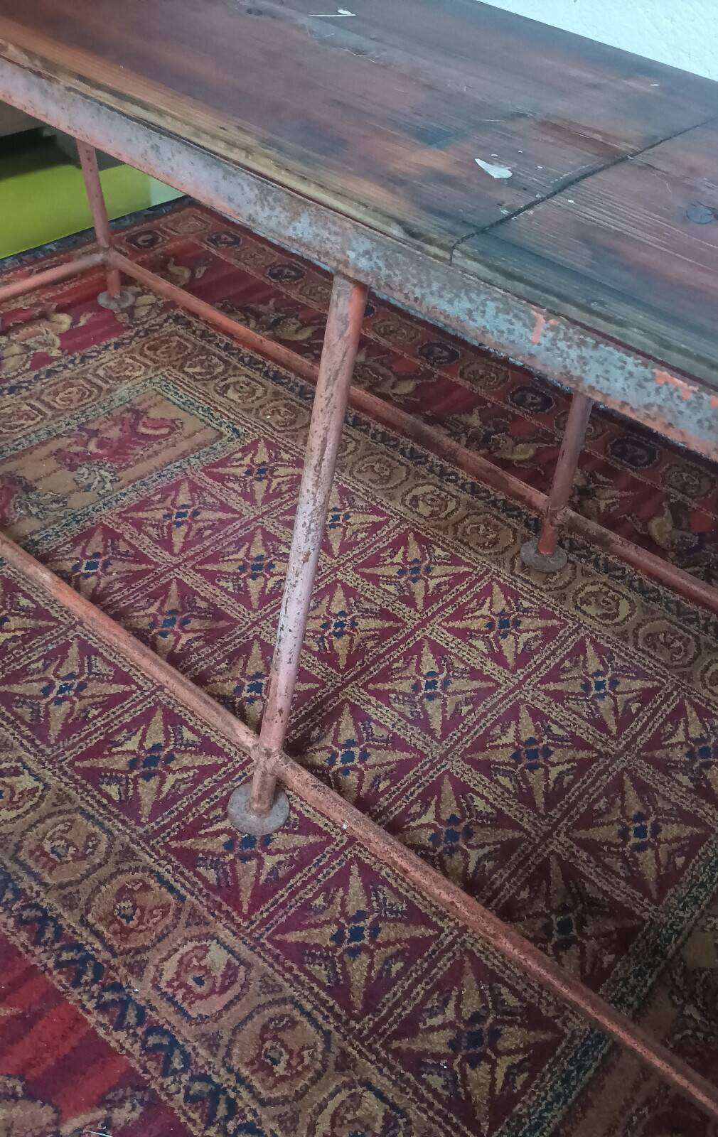 Metal industrial bench