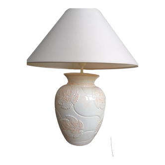 Ceramic lamp decoration vine leaves