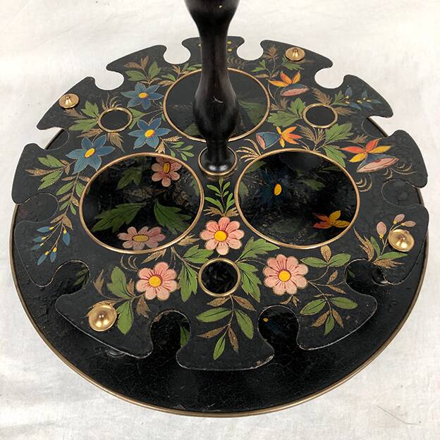 Liquor cabaret in 19th century painted sheet metal, carafes and glasses attributed to the Creusot crystal factory