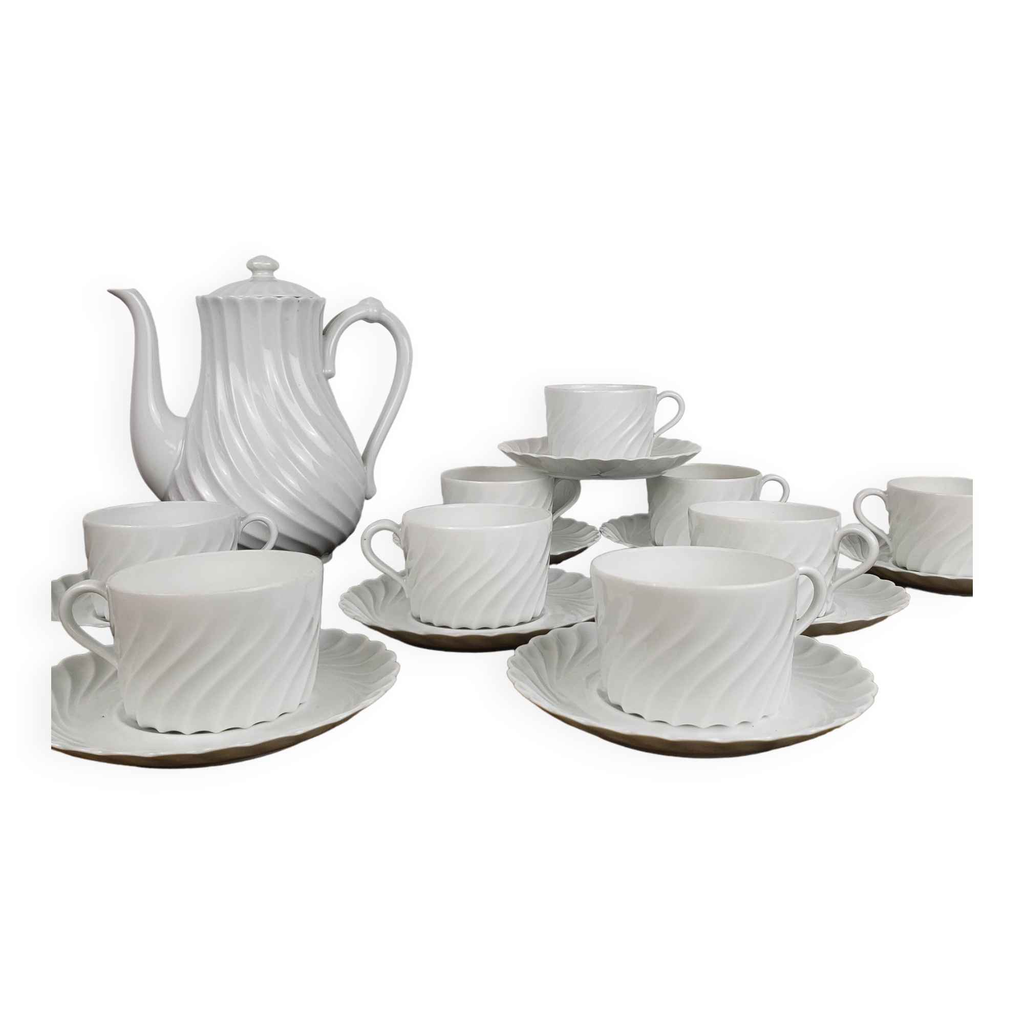 Limoges porcelain tea service, Haviland house, Cote Torse model