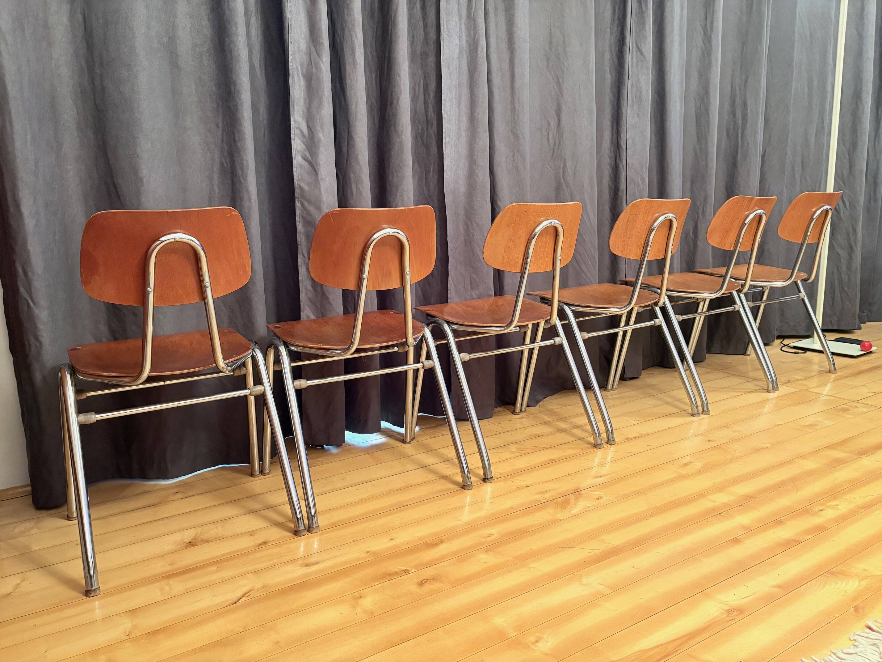 Set of six KN-38 chairs designed by Karl Nothhelfer for VS Möbel, Germany,