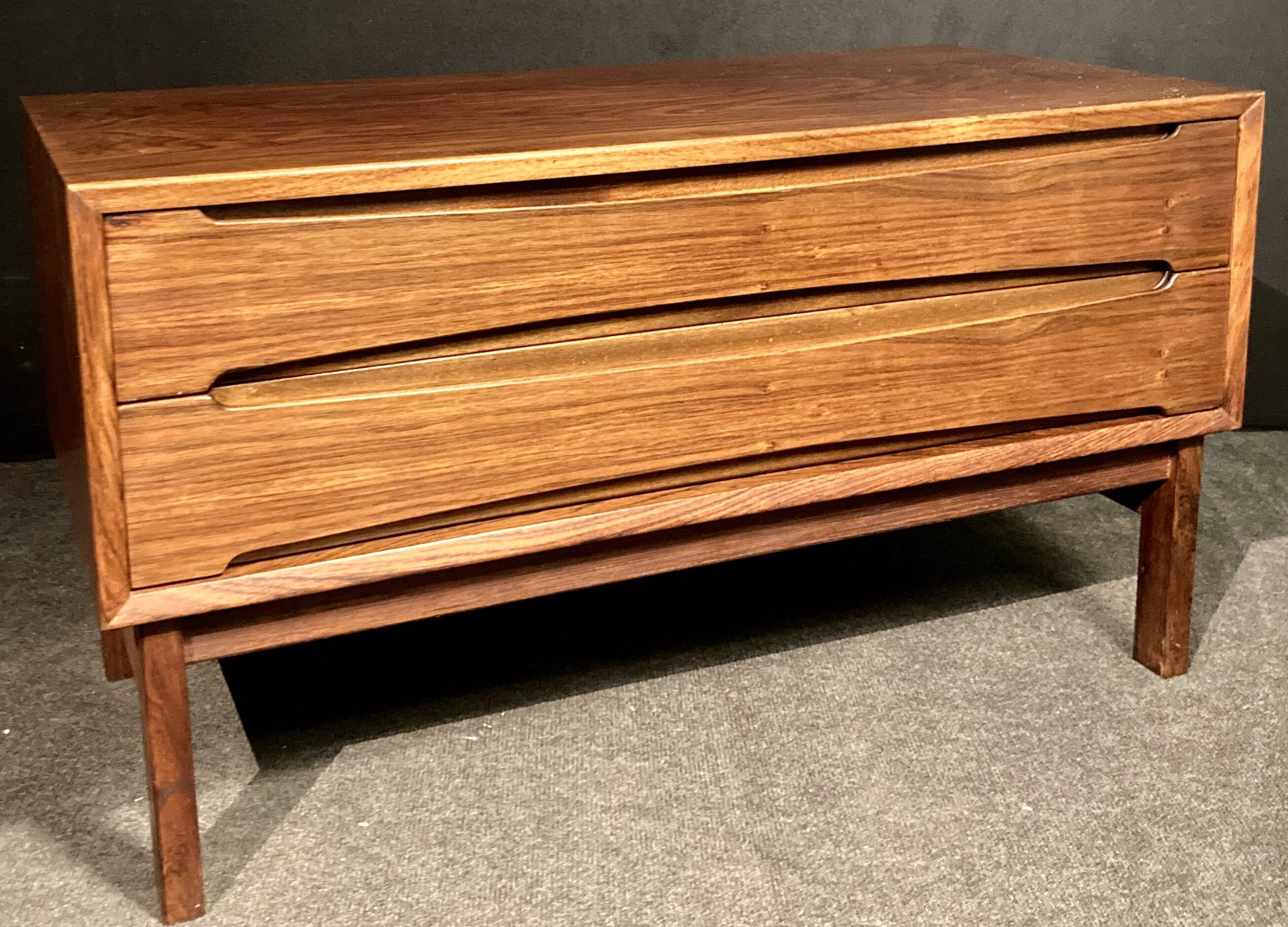 Scandinavian rosewood chest of drawers