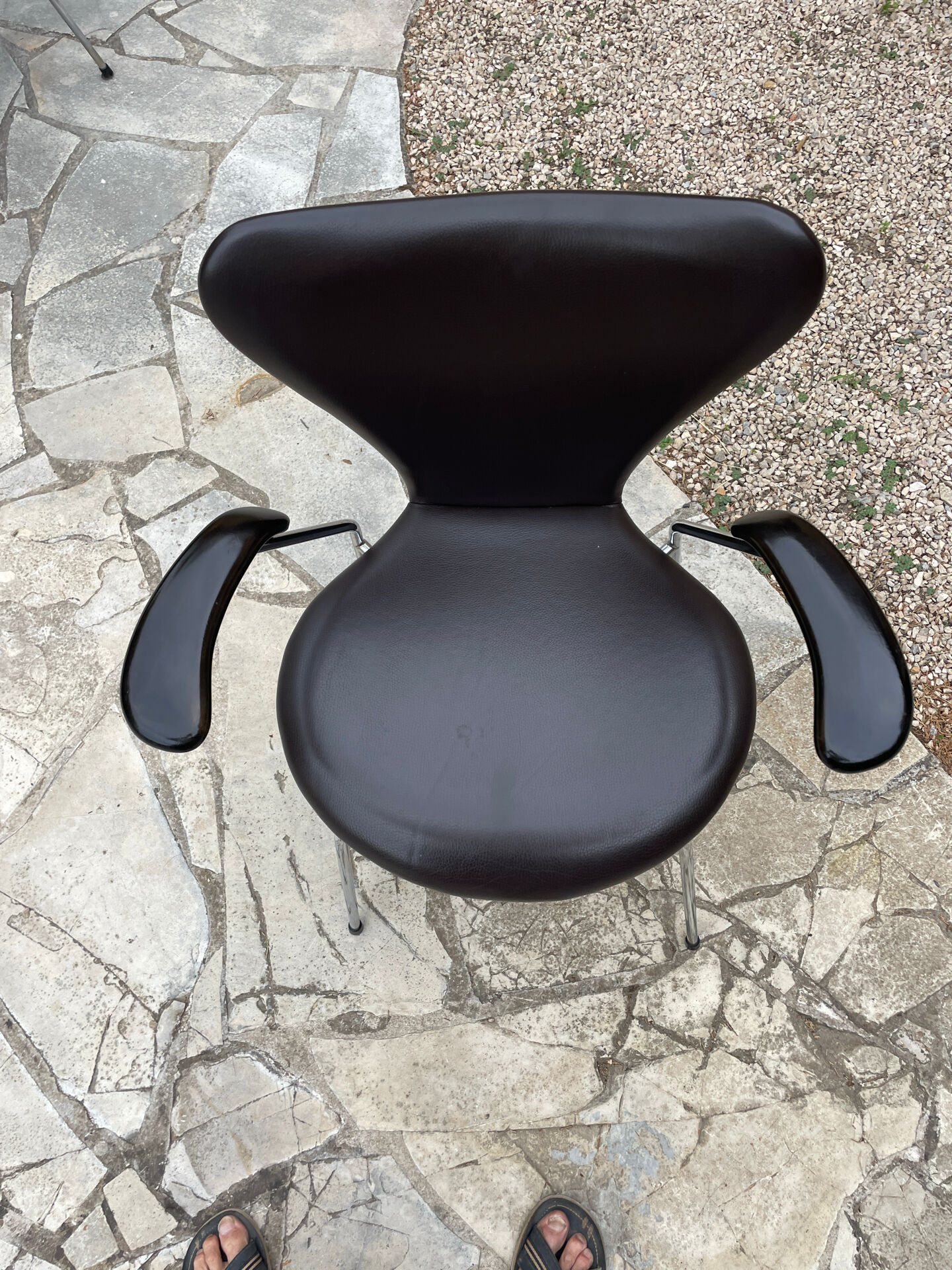 Chaises 3207 -Arne Jacobsen pour Fritz Hansen-Danemark