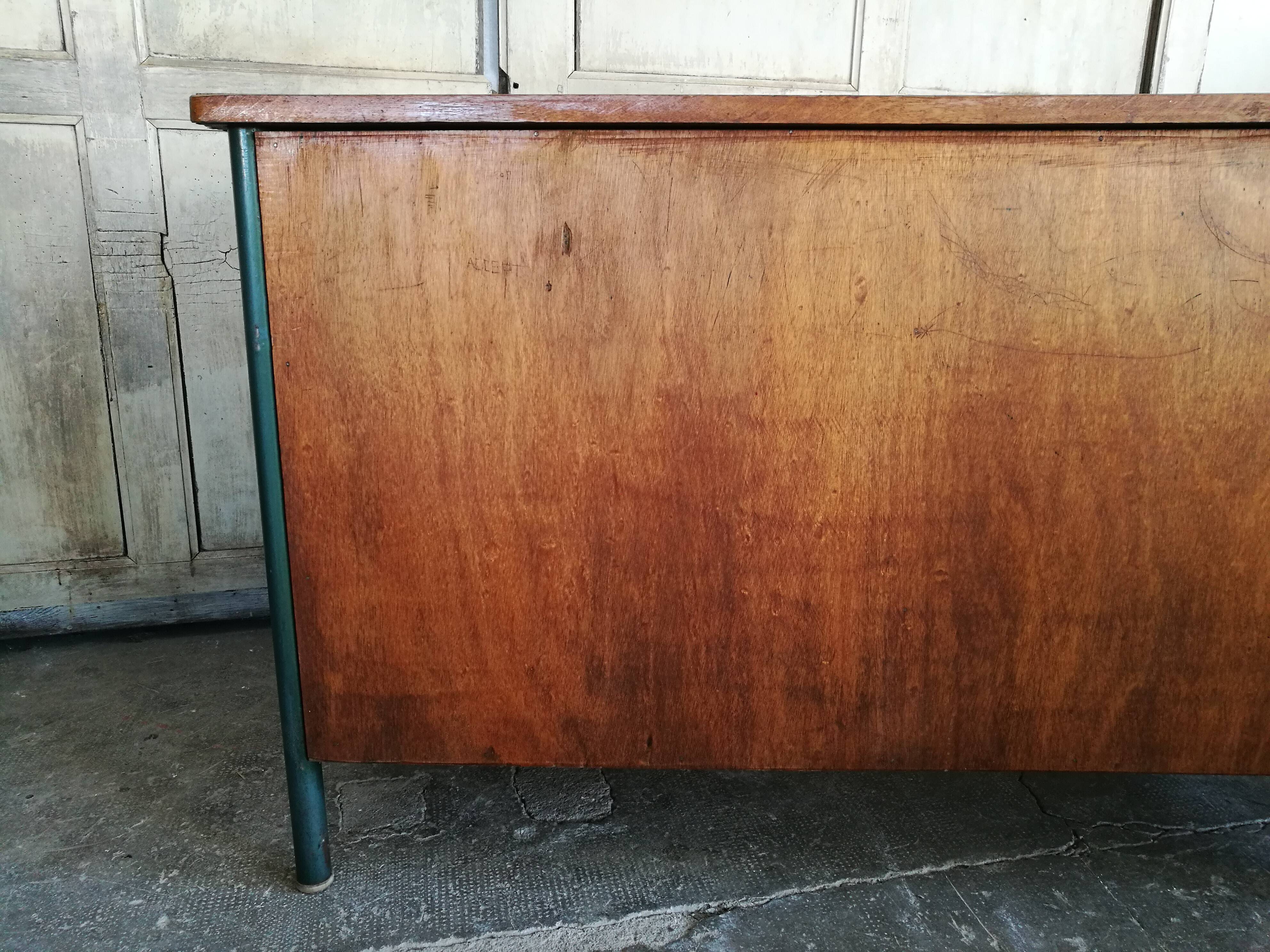 Bureau de maitre d'école