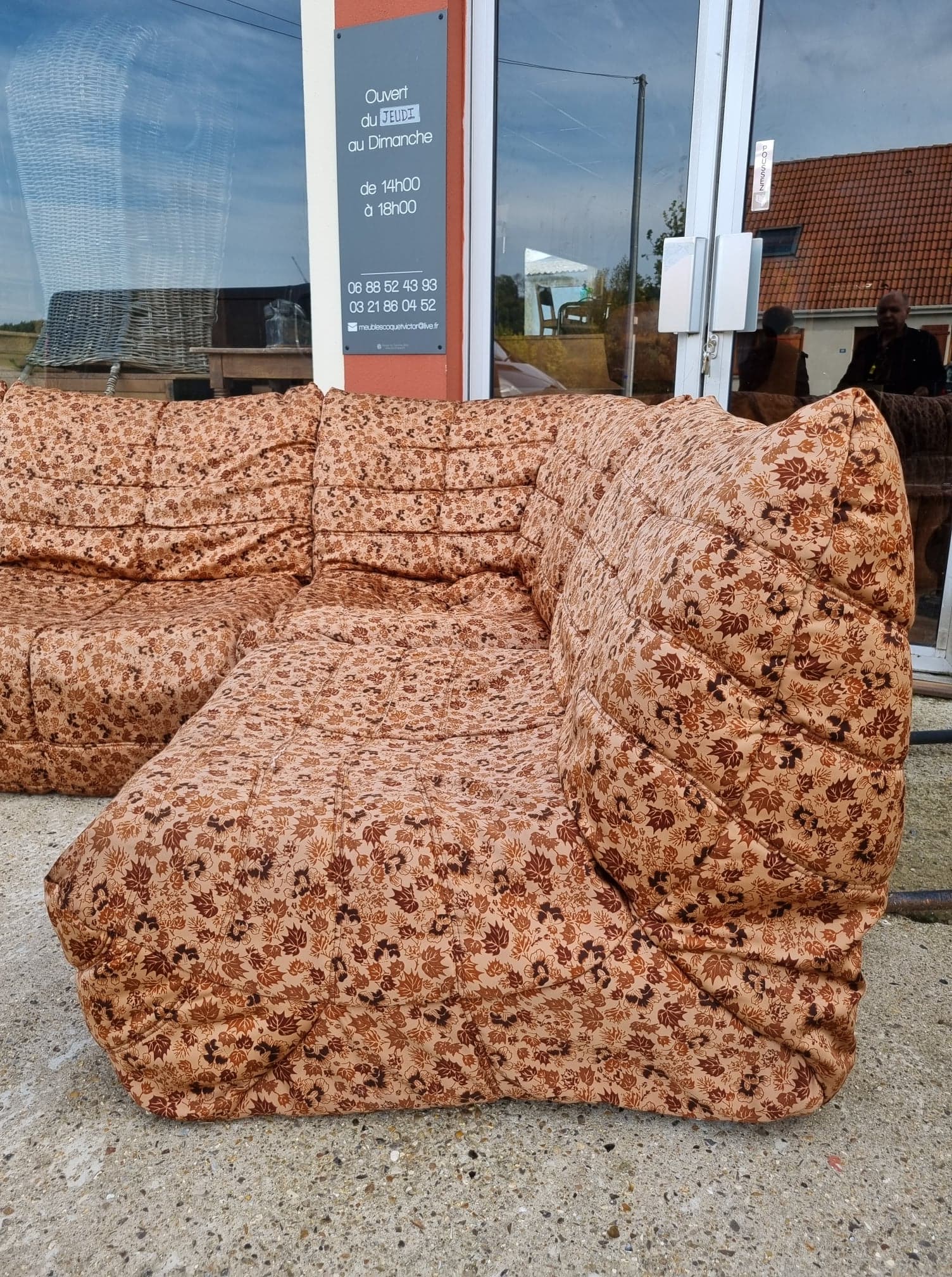 Modular sofa