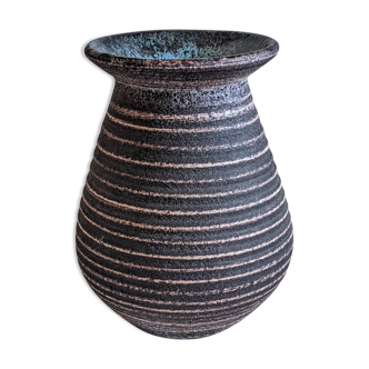 Accolay ceramic vase