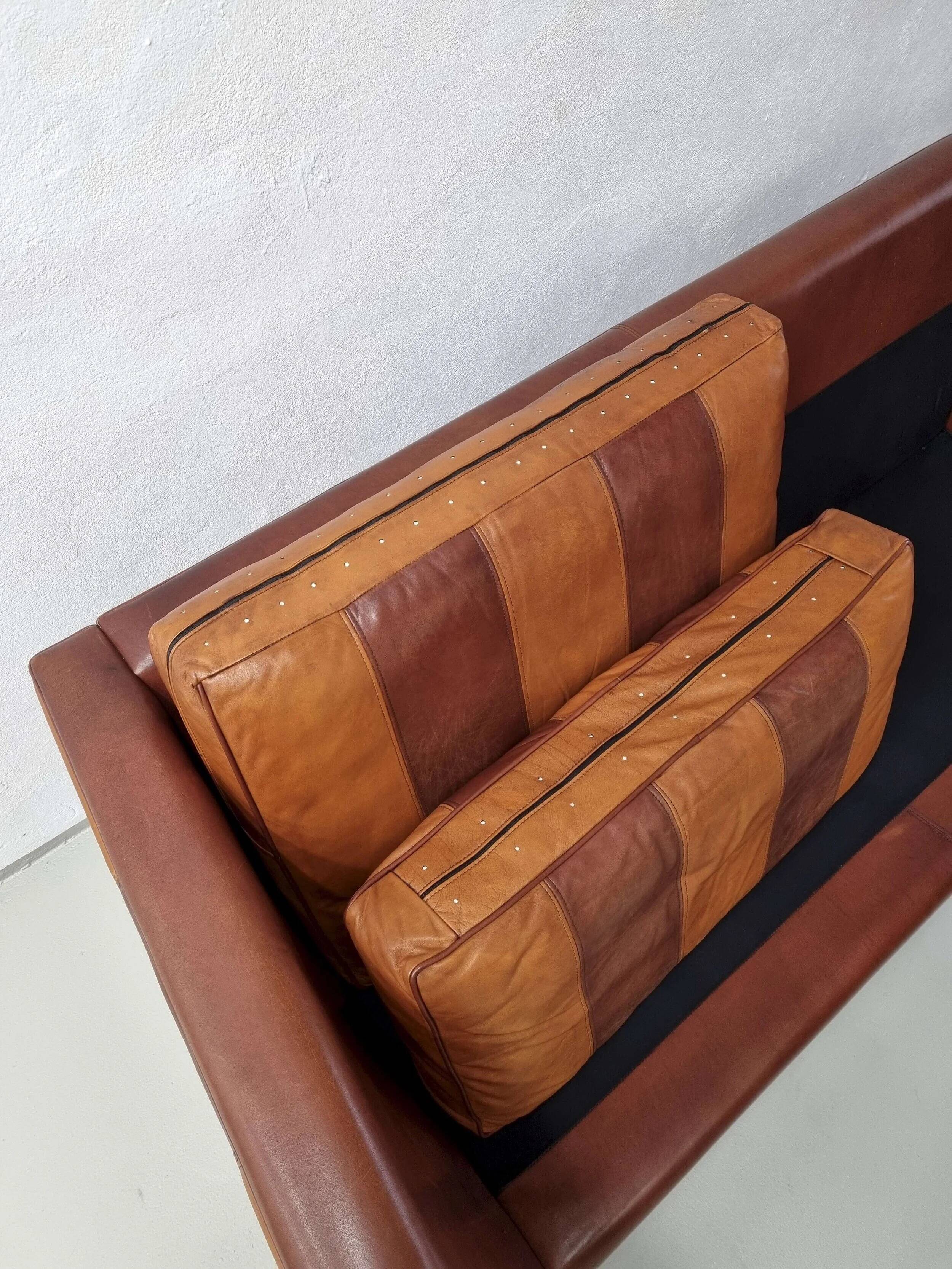 Vintage striped brown orange leather sofa (210 cm x 88 cm)