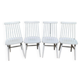 Lot 4 Scandinavian style chairs