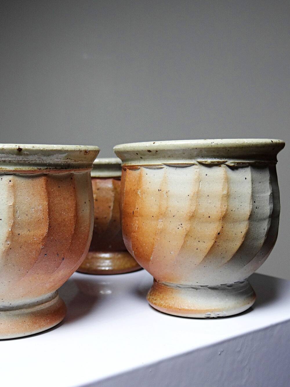 4 Tasses à thé grès style Japonais estampillés vintages