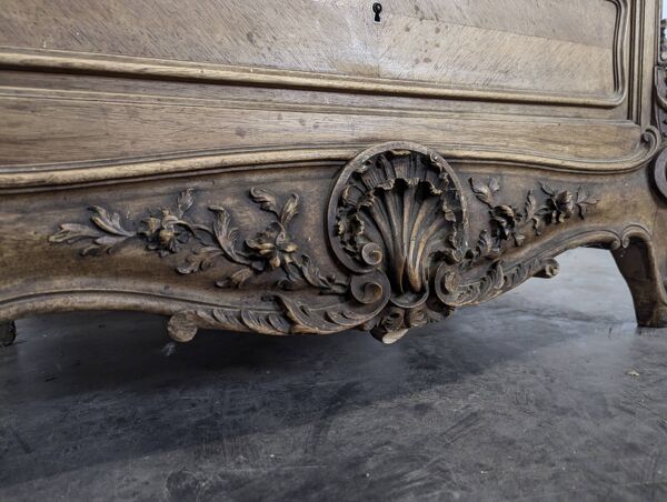 Secrétaire Baroque de style Louis XV en noyer