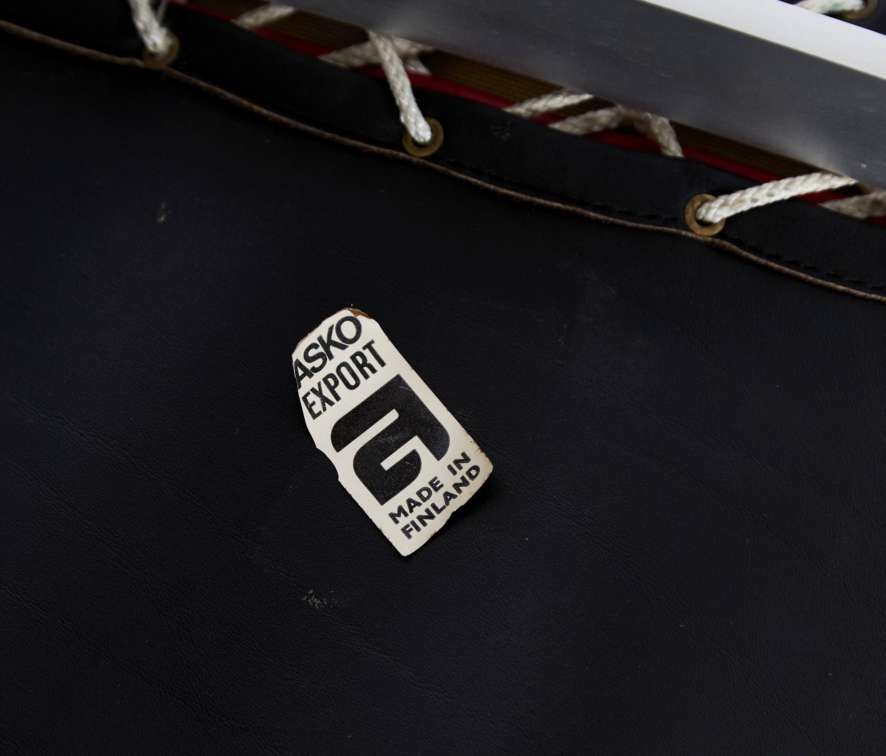 Lounge chair and ottoman Ilmari Lappalainen "Pulkka" for ASKO