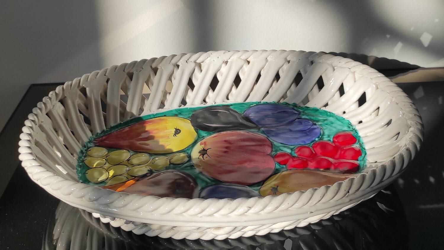 "Intrecciata" vintage fruit dish - Italian ceramic