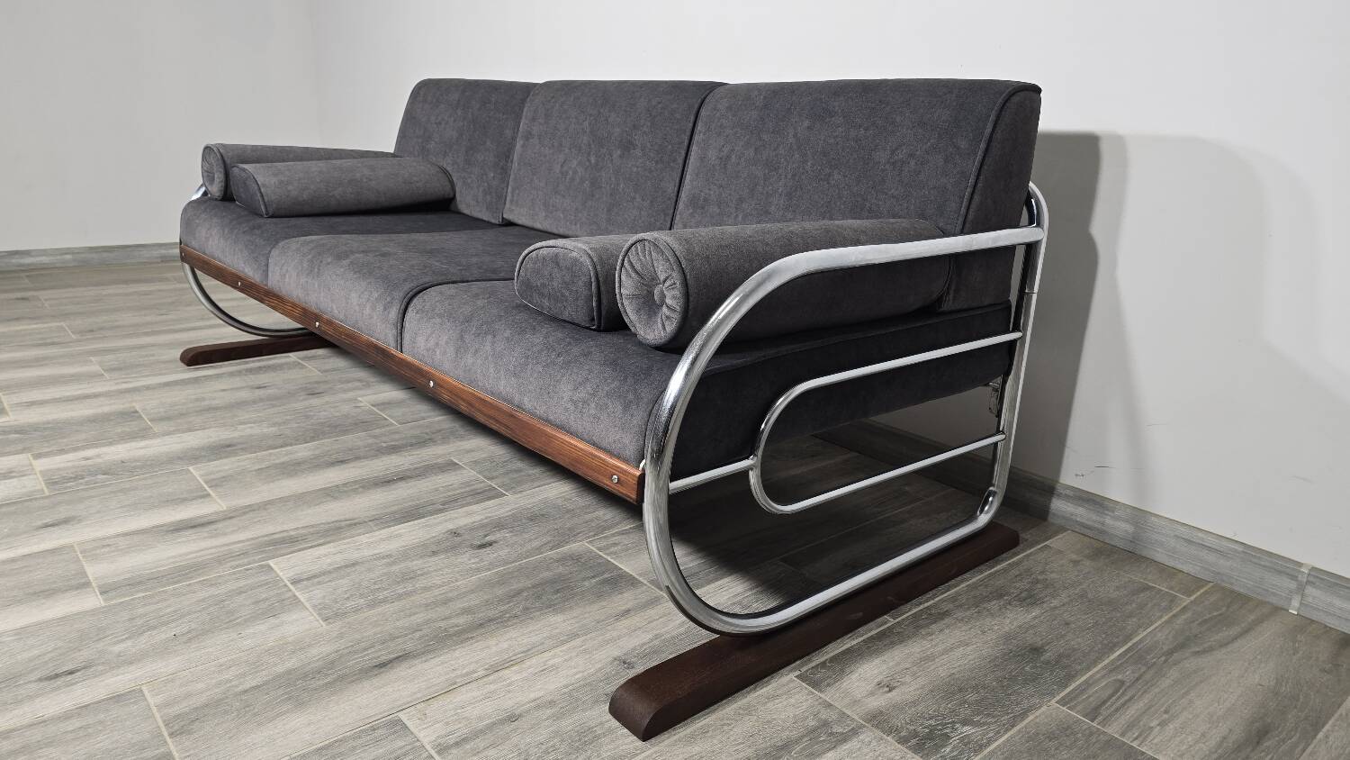 Bauhaus Chrome Sofa by Robert Slezak for Slezak Factories, 1930s