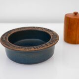 Mid-century modern Scandinavian pottery bowl "Granada" by Lisa Larsson