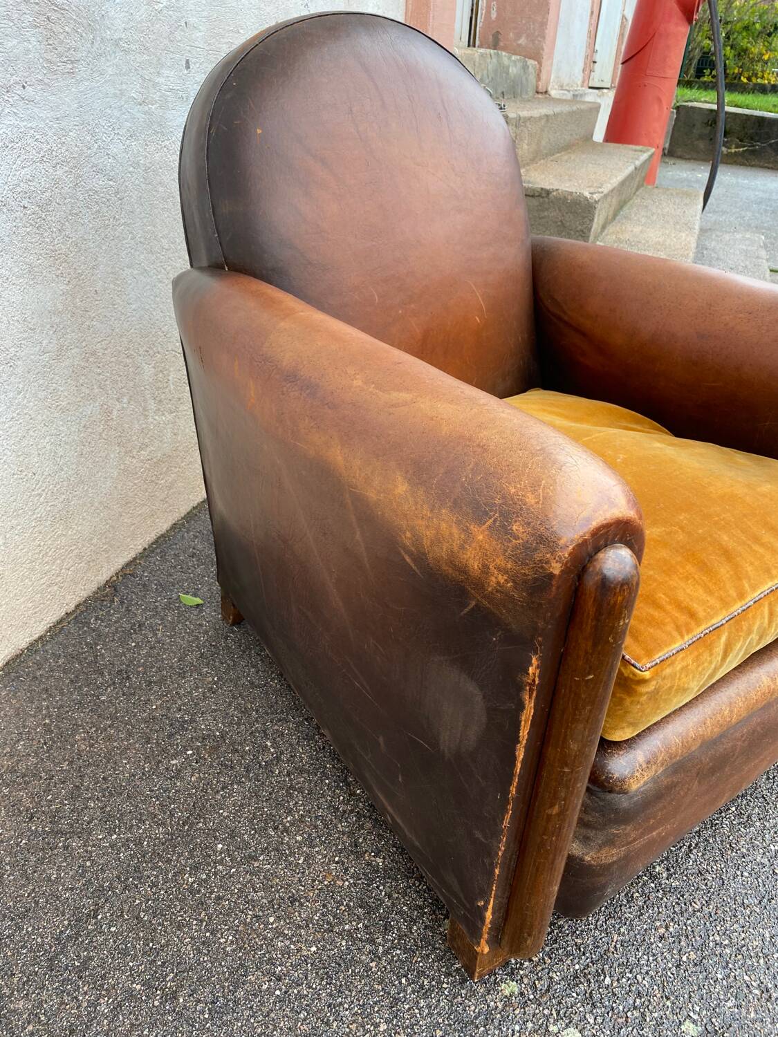 Leather club chair
