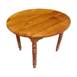table ovale bois fruitier