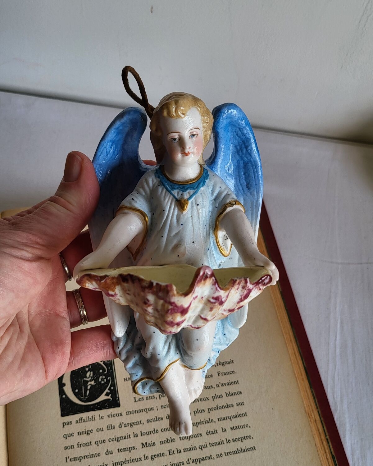 Polychrome Biscuit Font in the 19th Century