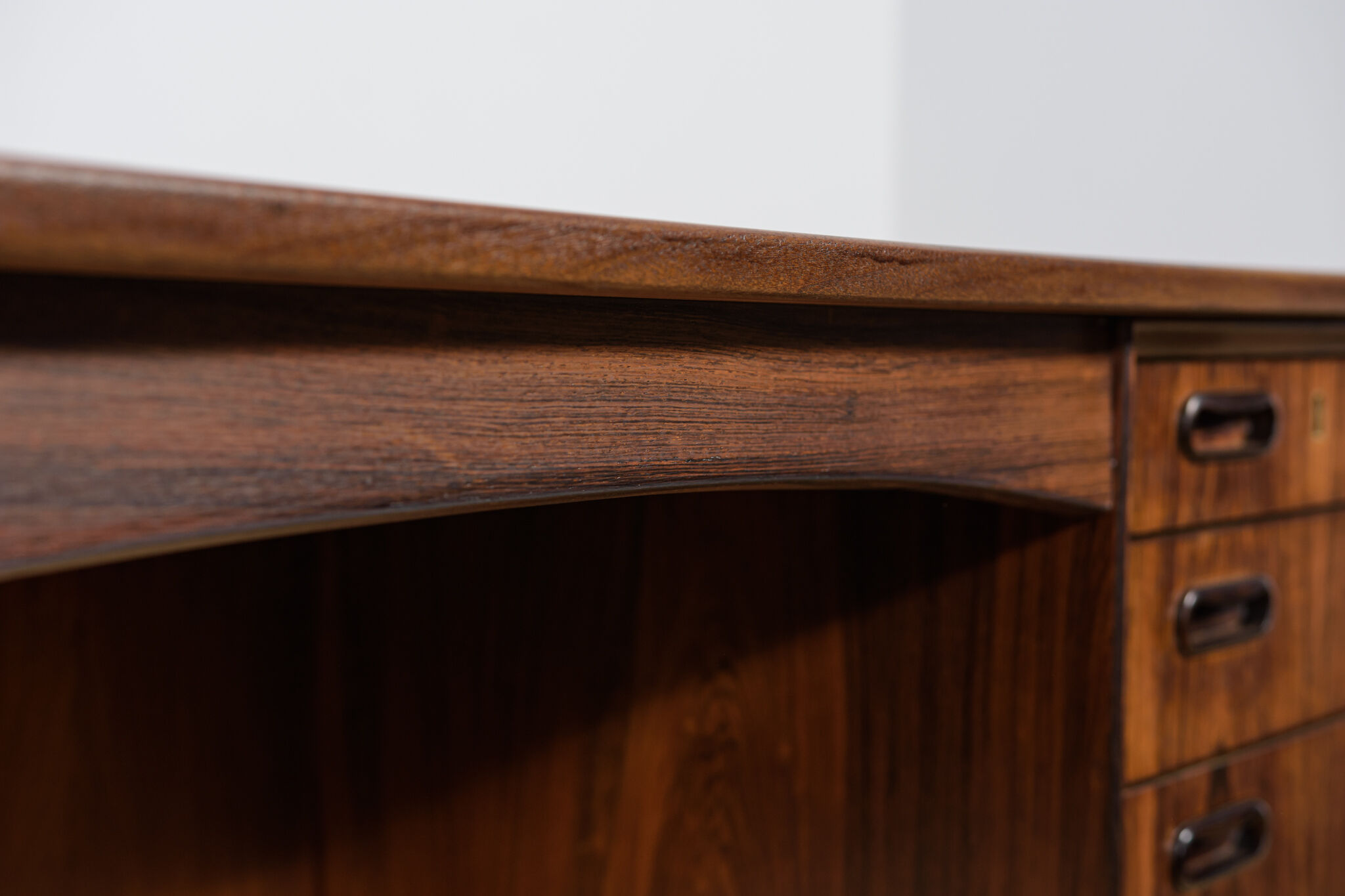 Mid-Century Modern Danish Rosewood Desk by Svend Åge Madsen for H.P. Hansen, Denmark, 1960s