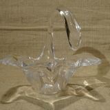 Empty crystal cut pocket swan valves