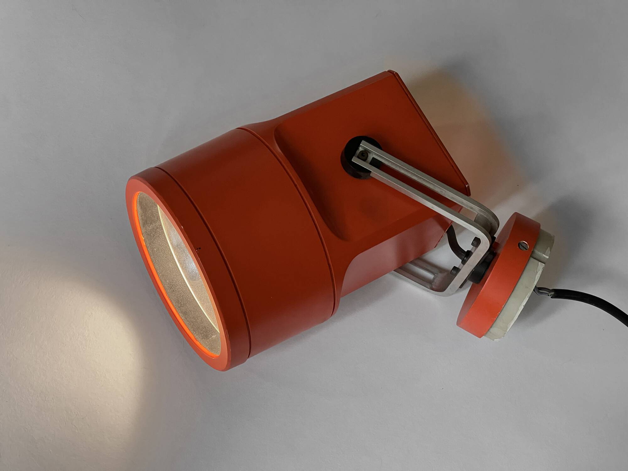 Orange spotlight "Unispot" by Bent Boysen for Louis Poulsen. Denmark 1970s