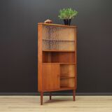 Corner cabinet in teak