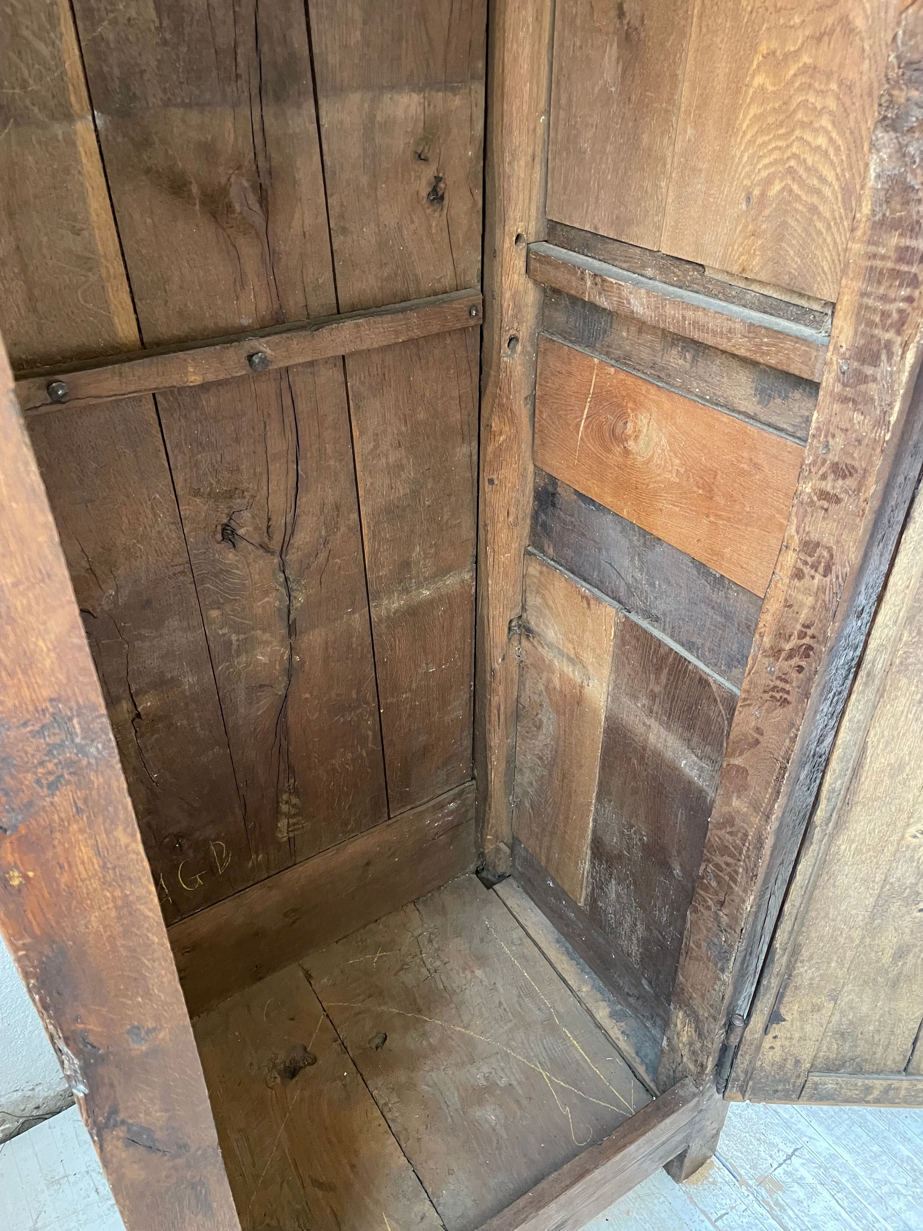 Savoyard solid oak cabinet XVIIIth