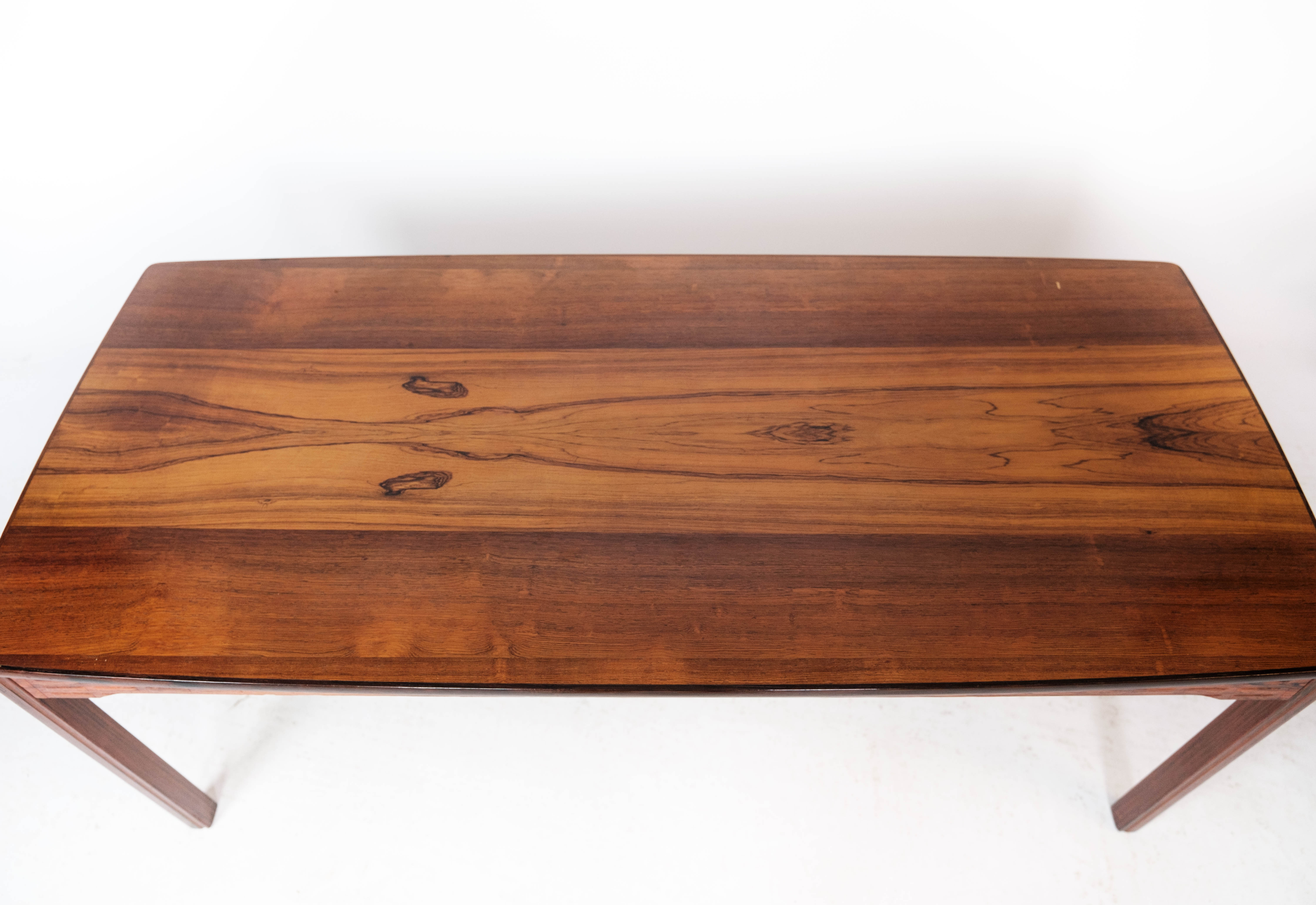 Coffee table in rosewood of Danish design from the 1960s