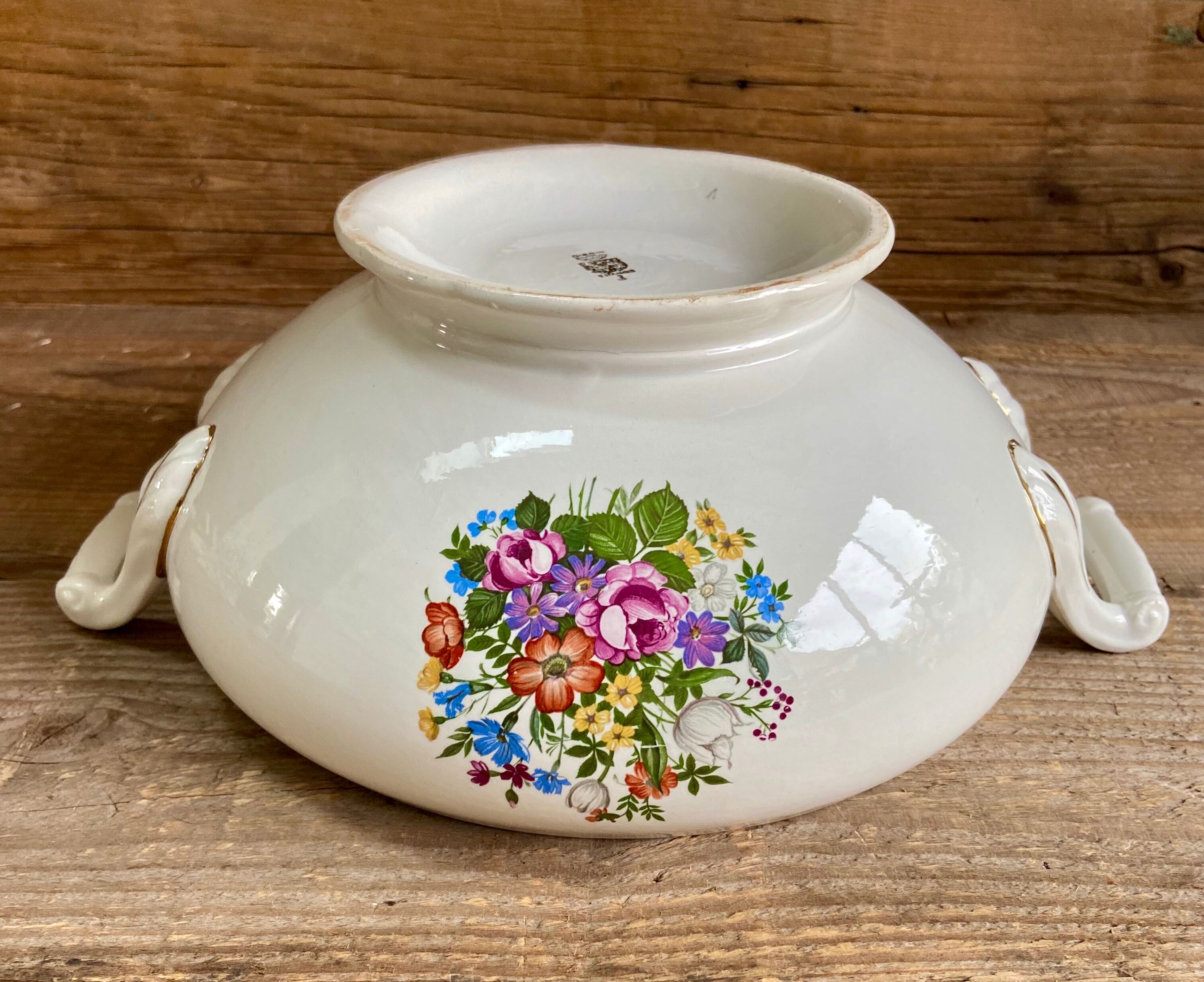 Vintage Digoin Sarreguemines vegetable dish