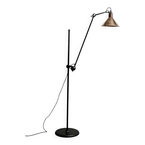 Lampadaire par Bernard-Albin Gras