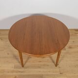 Mid-Century Round Teak Extendable Dining Table, United Knigdom, 1960s
