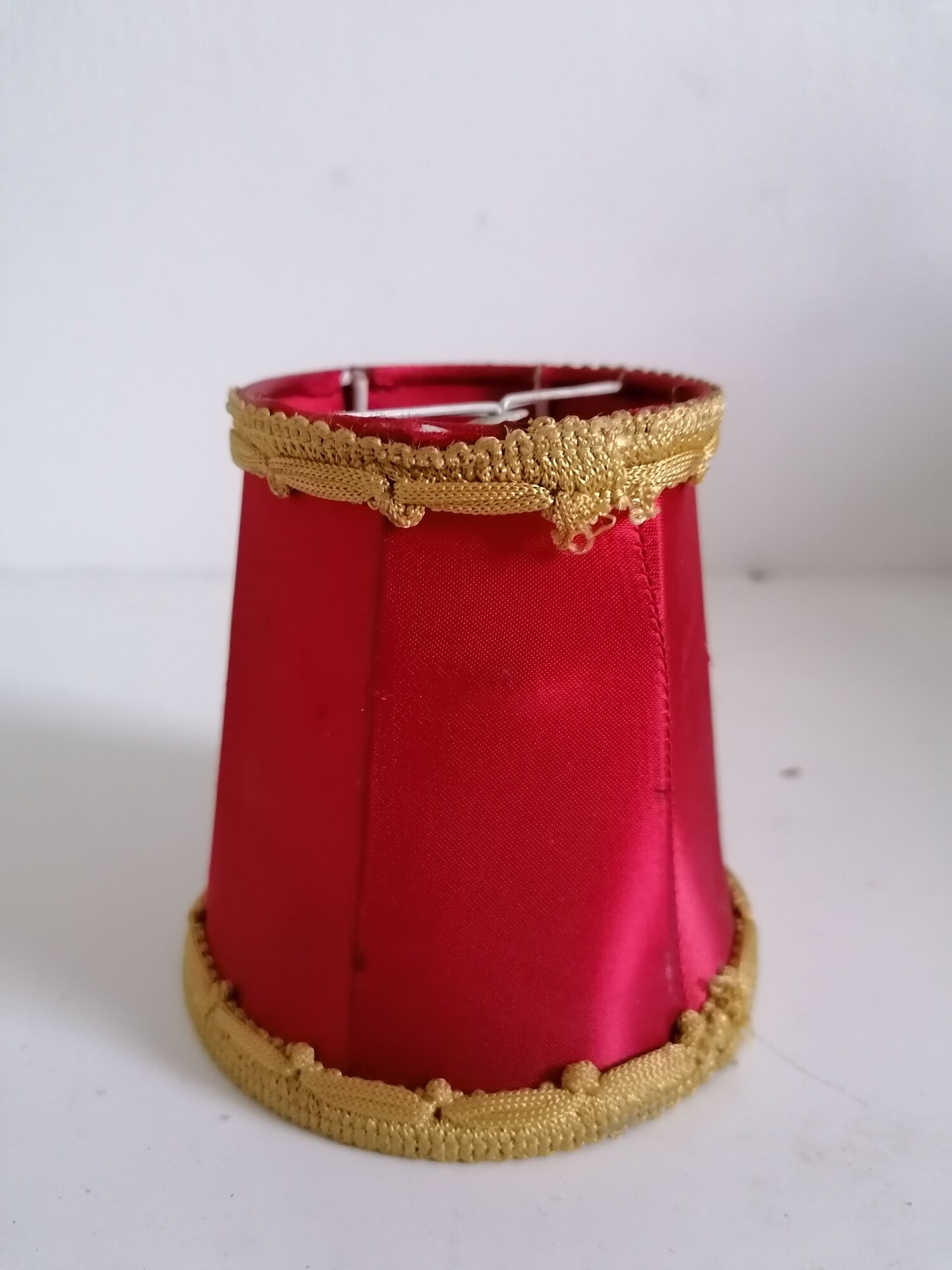 Lot 6 lampshade with red nylon clip decoration gold embroidery