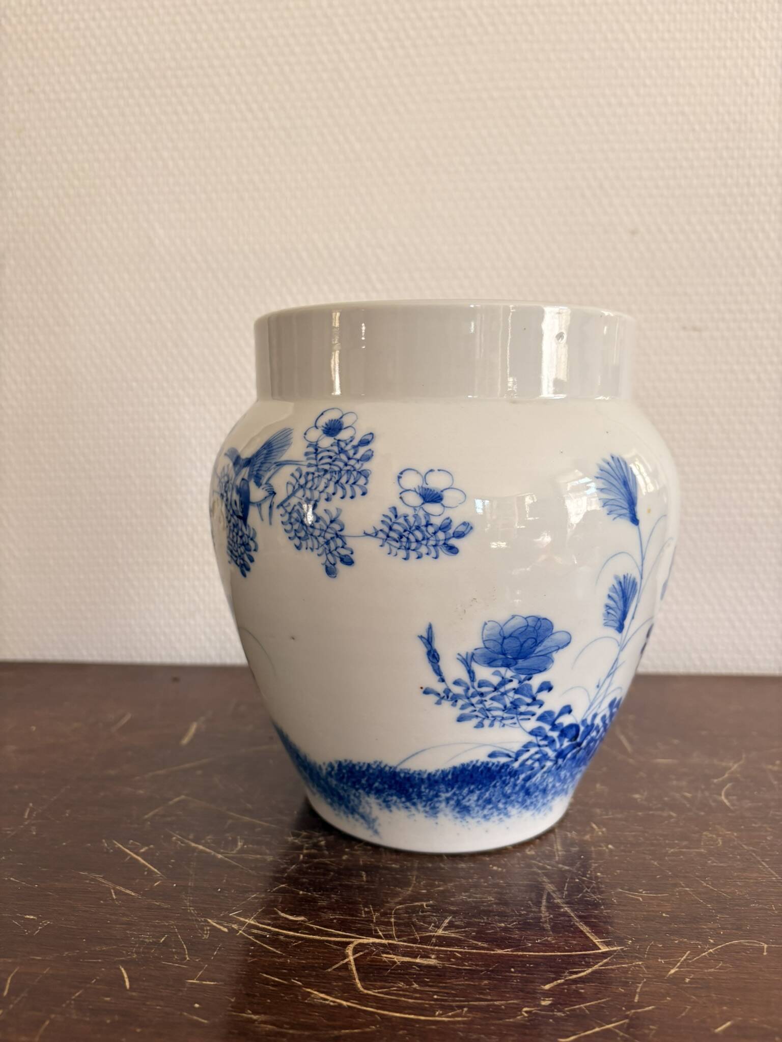 Ancient Vase Flower Pot Blue White Porcelain Bird Arita Imari Seto Peony