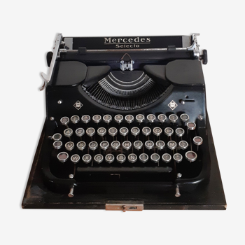 Machine à écrire, Mercedes Selecta