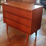 Vintage chest of drawers