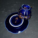 A precious, multi-lobed cup in German cobalt porcelain with a gold interior, Lindner Bavaria.