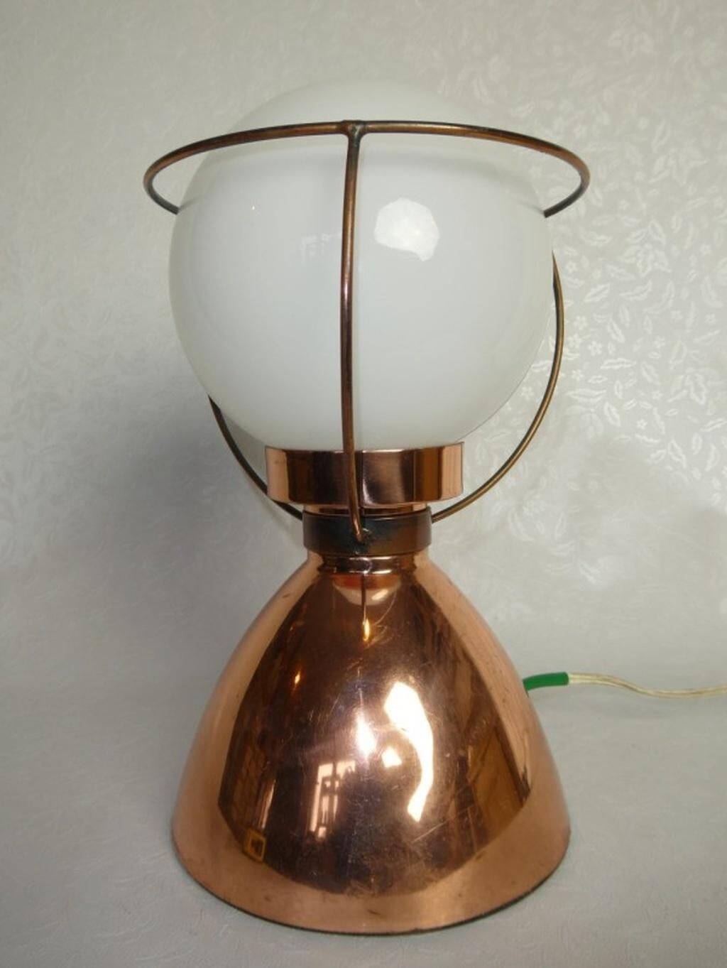 Lampe de table OVNI