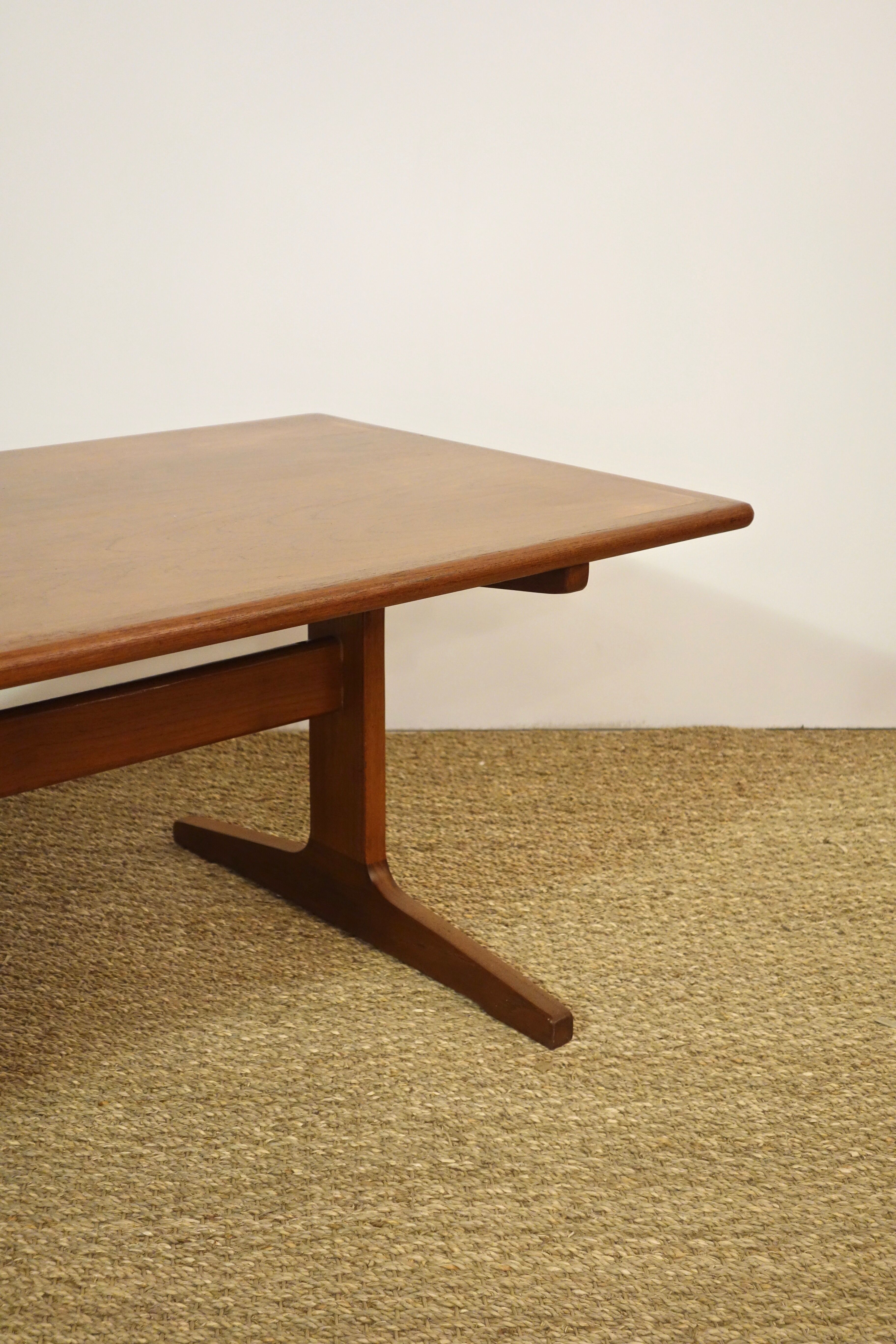 Scandinavian coffee table by Karl Erik Ekselius from the 60s
