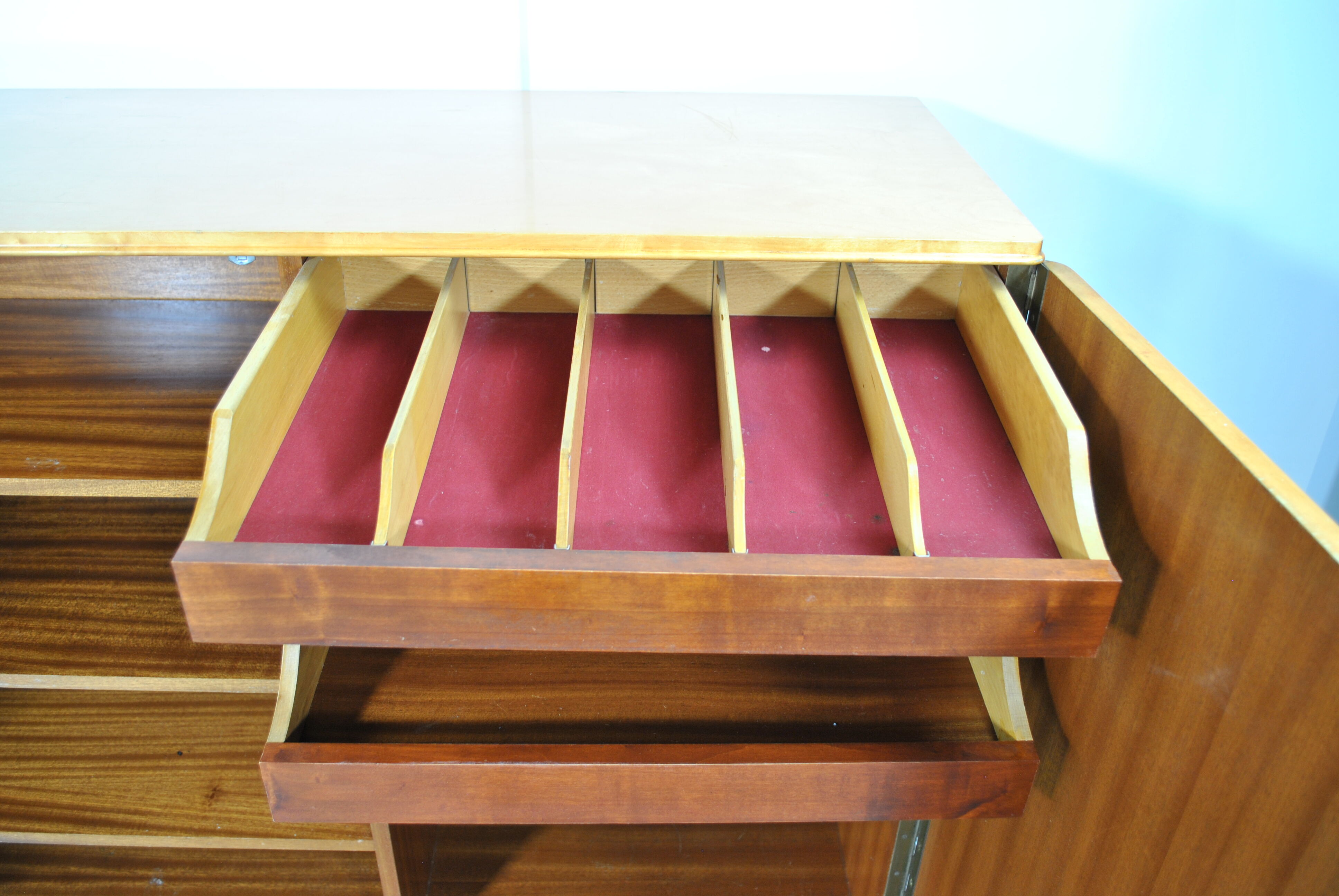 Meuble de métier armoire Imexcotra 1960
