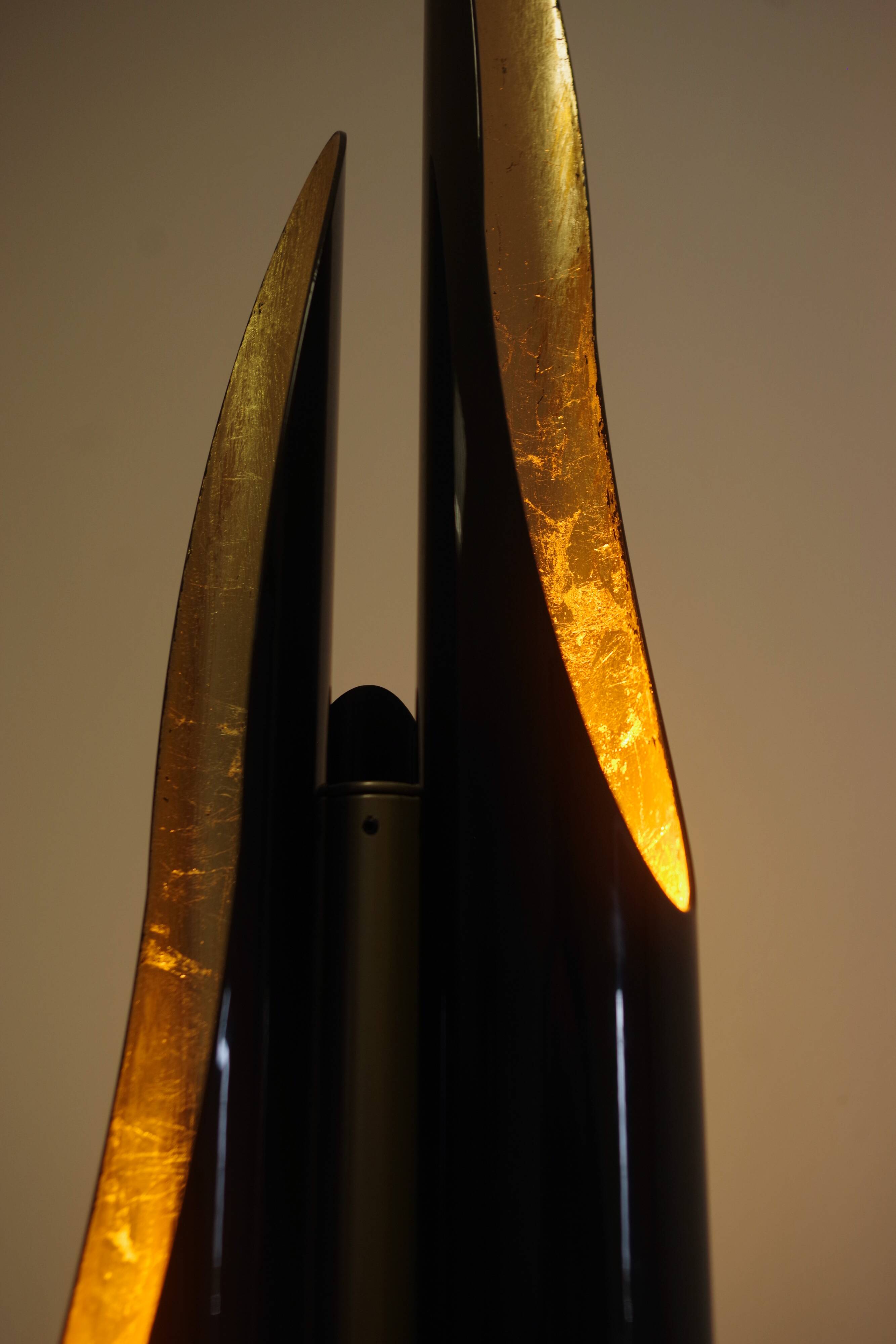 Lampadaire Coltrane - Éclairage de luxe moderne en laiton et noir mat