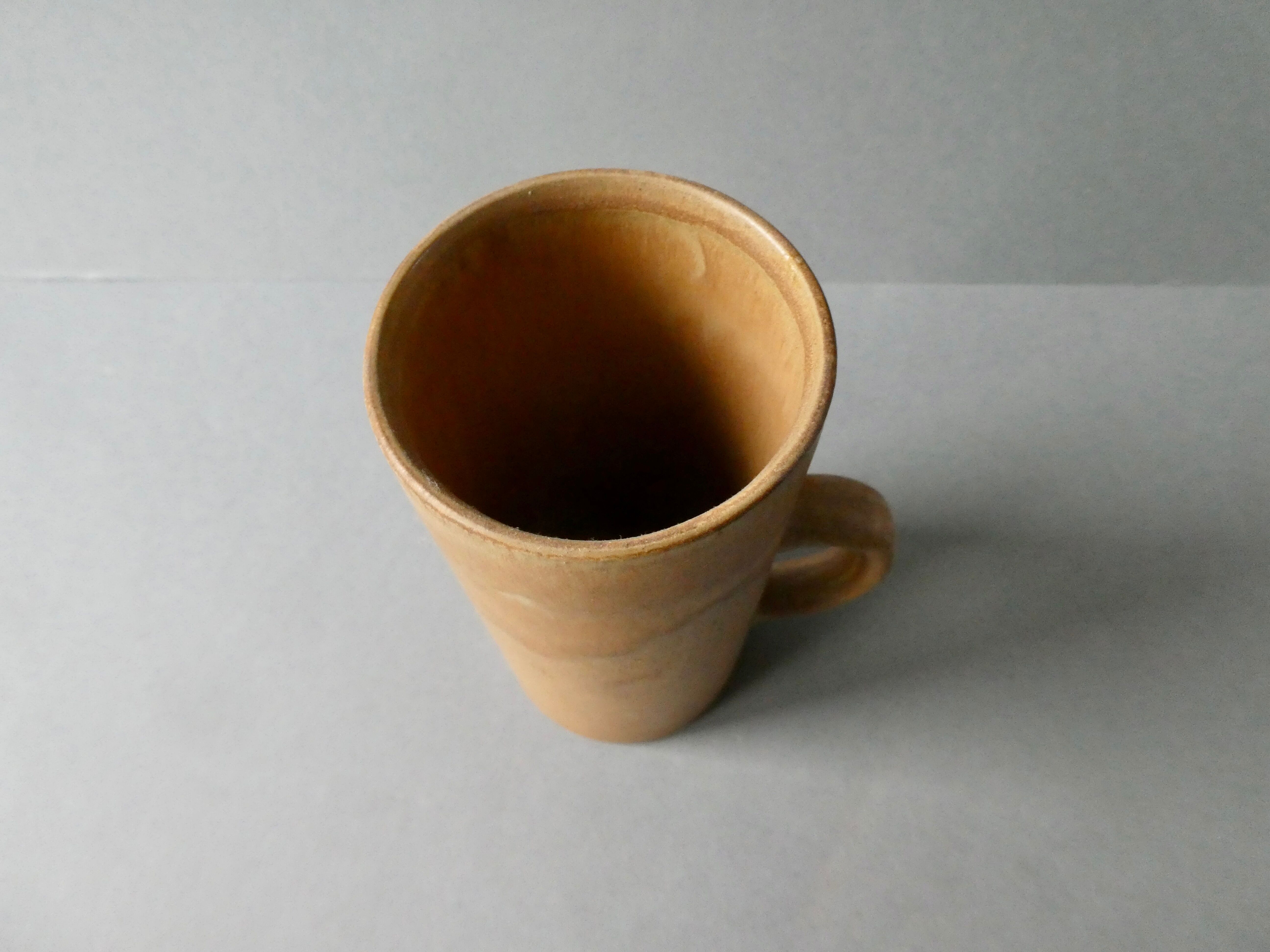 Vase en grès, ton naturel