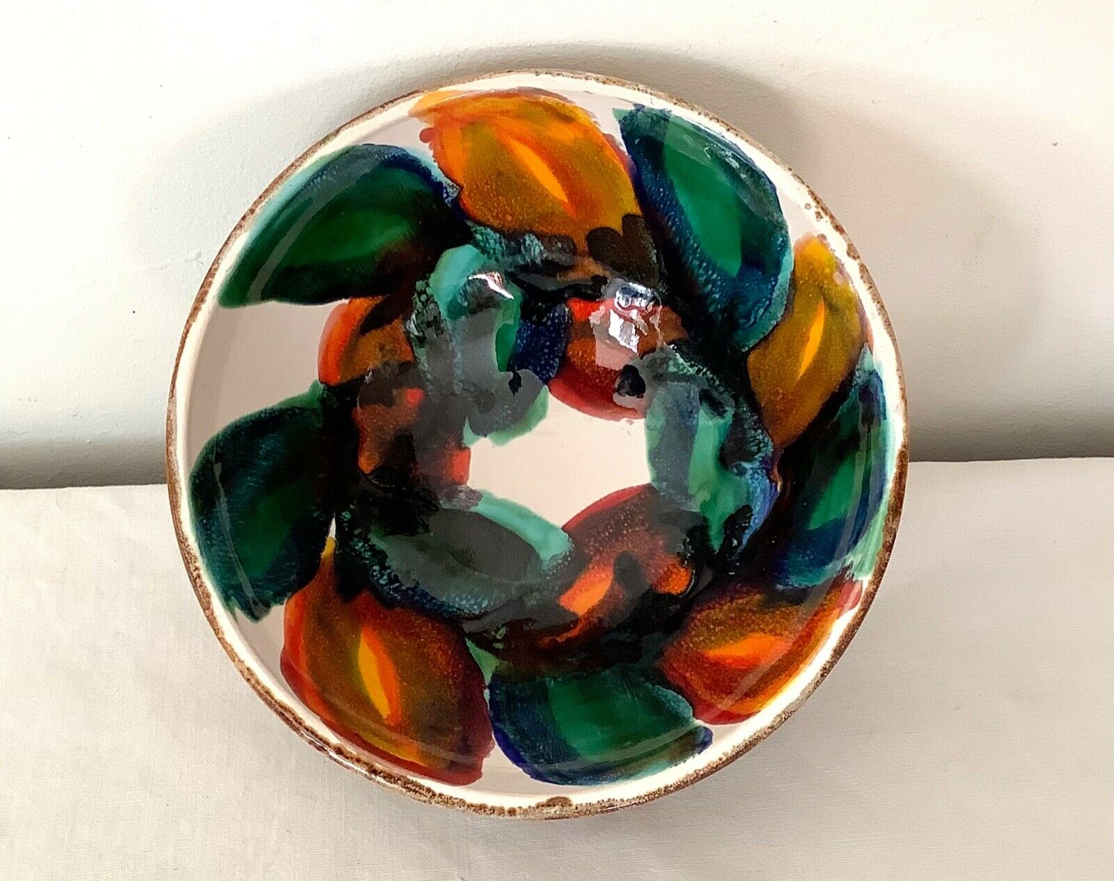 Empty paper pocket ceramic Bandor Island