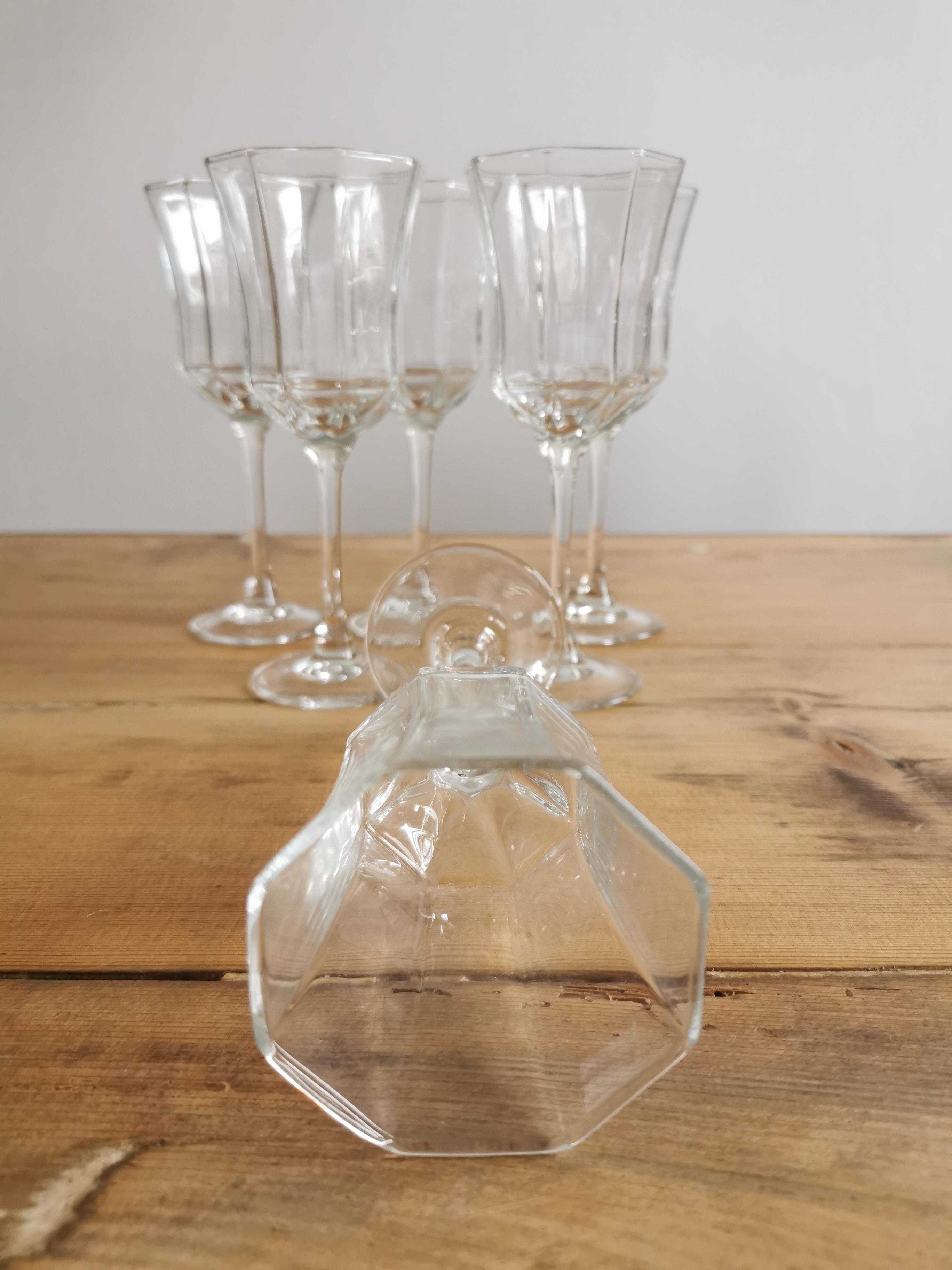 Service of 6 wine glasses Luminarc France