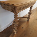 Oak console