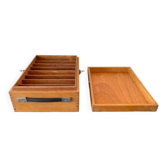 Compartmented wooden box